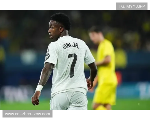 皇马更衣室内部不和,换帅如换刀成争冠变数 皇马更衣室内部不和,换帅如换刀成争冠变数